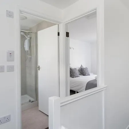 Apartment Bright And Modern 1 Bedroom In Old Cornwall *