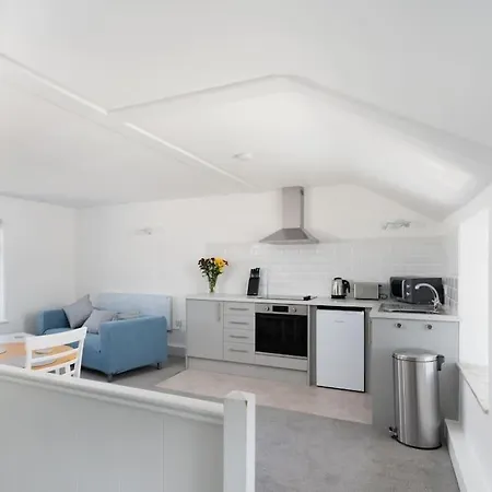 Apartment Bright And Modern 1 Bedroom In Old Cornwall St Just