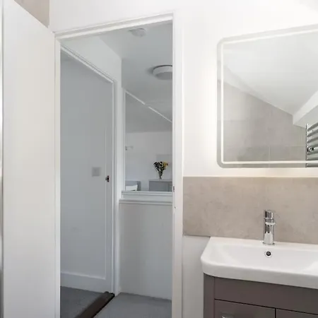 Bright And Modern 1 Bedroom In Old Cornwall * St Just